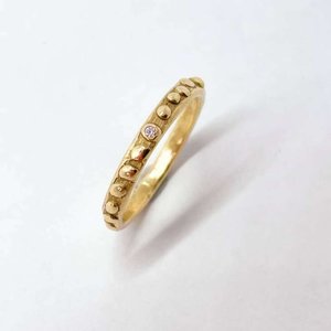 Fluid Aqua - 2mm Textured Ring Band with Diamond  in 18ct Yellow Gold