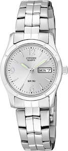 Watches: Ladies Silver Quartz Dress Watch