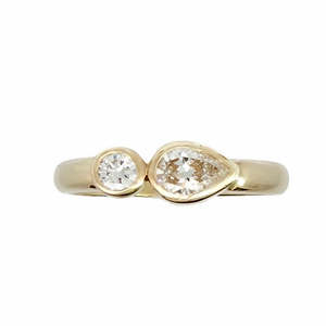 All Jewellery: 18k Yellow Gold Natural Diamond Ring