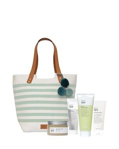 Gifts For Her: Natio Sunlit Shores Tote Bag and Gift Set