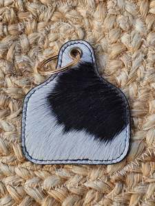 BLACK & WHITE EAR TAG