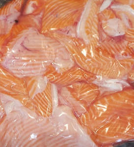 Fresh other: Salmon Trimmings with Bones