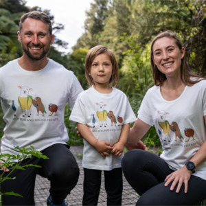 Frontpage: NZ Hiking Friends - Kids Tee