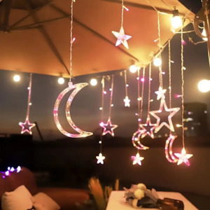 Frontpage: Christmas Moon Star Holiday Curtain Lights 138 LED (Solar/Plug) (Colour)