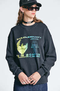 Her Hoodies Crews: STOLEN GIRLFRIENDS CLUB // Stolen Identity Crew BLACK