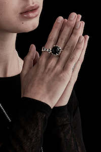 Jewellery: SGC // Claw Ring ONYX