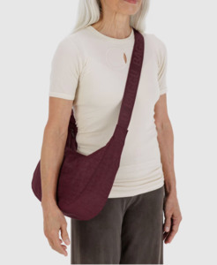 New Arrivals: BAGGU // MEDIUM Nylon Crescent Bag MAHOGANY