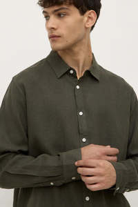 ASSEMBLY LABEL // Everyday Mens Linen Shirt SORREL