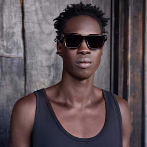 Eyewear: VALLEY // Roosevelt HENNESSY TORT w. GOLD METAL/BROWN GRADIENT LENS