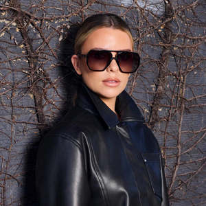 VALLEY // Rodeo GLOSS BLACK w. GOLD METAL/BLACK GRADIENT LENS