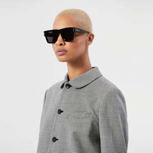 Eyewear: VALLEY // Alta GLOSS BLACK w. SILVER TRIM/BLACK LENS