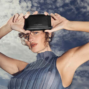 Wallets: STATUS ANXIETY // Visions BLACK