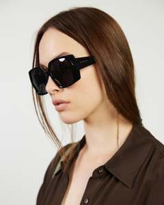 Saben: SABEN // Remi BLACK