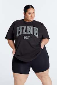 Hybrid Athleisure: VARSITY TEE ONYX