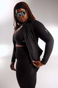 FORM JACKET BLACK