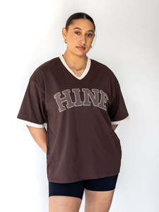 Globofilter Best Selling Index: BOXY VARSITY V-NECK TEE COCOA