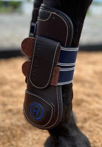 Horse: Bootilicious Leather Lined Front Boots