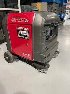 Pumps & Generators: Honda 3kva Invertor Generator