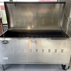 Entertainment: Small Spit – Including Full 9kg Gas Bottle