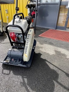 Earthworks: 82kg Meiwa Plate Compactor