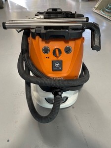 Stihl Industrial Wet/Dry Vac
