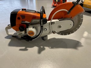 Stihl TS 14” Concrete Saw + blade use charge