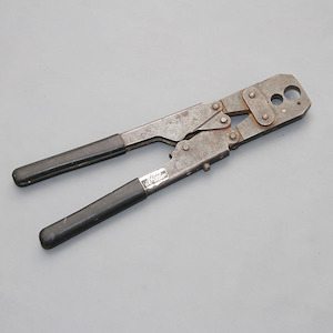 Polytherm Pliers (Dual Size)