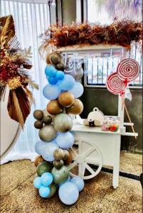 Carts: Luxe Floral Candy Cart