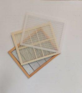 Queen Excluder - Hive World