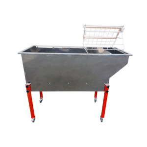 Products: Uncapping and Extracting