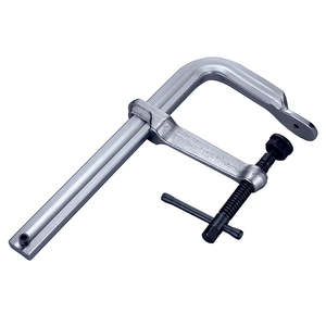 Welding: Stronghand Utility Clamp Cap. 1530mm Rail Size: 40 x 19mm