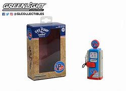 1 18 Scale: GreenLight GL-14130-A 1/18 1948 Wayne 100-A Gas Pump- VP Racing Fuels