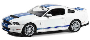 1 18 Scale: GreenLight GL-13674 1/18 2011 Shelby GT500