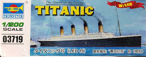 Trumpeter 03719 1/200 TitanicÃ¯Â¼Ë†W/LEDÃ¯Â¼â€°