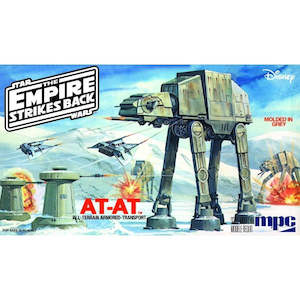 Space: MPC 950 1/100 AT-AT - Star Wars: The Empire Strikes Back