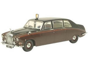 1 76 Scale: Oxford OX-DS004 Daimler DS420 Limousine (Queen Mothers)