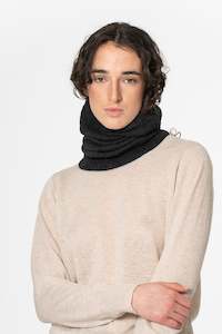 Tonic Cloth: DINADI Merino Handknit Neckwarmer - Onxy Grey