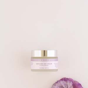 Janesce: Enriched Day Cream