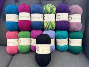 Re Loved: West Yorkshire Spinners - Signature 4ply - Re-loved