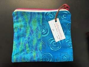 Stationery And Fun Stuff: Nothing New Zip Pouch - Blue/Green 2