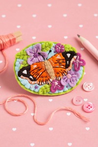 Stationery And Fun Stuff: Butterfly Felt Craft Brooch Kit | Complete Craft Kit