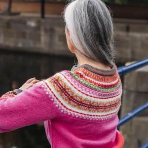 Knitwear: ERIBE Alpine Sweater Pink Lily (short)