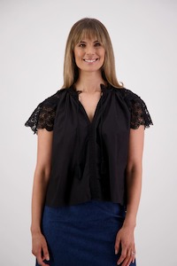 BRIARWOOD Sebbie Top Black