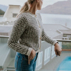 Moke: MOKE Vivian Cardy WhiteCheck