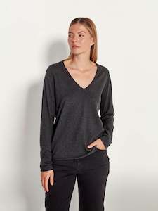 Juliette Hogan Lounge: JHL V-Neck L/S T - Graphite