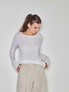 Juliette Hogan Lounge: JHL Crew L/S T - White