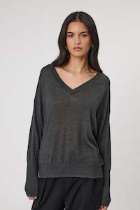 Marlow: Alto Merino V-Neck - Moss