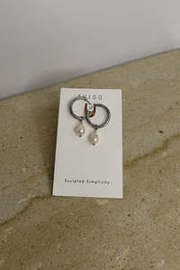 Jewellery: Stahl Pearl Droplets - Silver Hoop