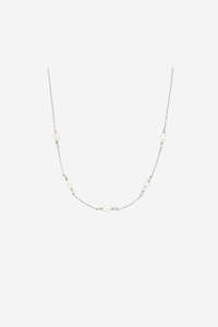 Jewellery: Pop Of Pearls Necklace