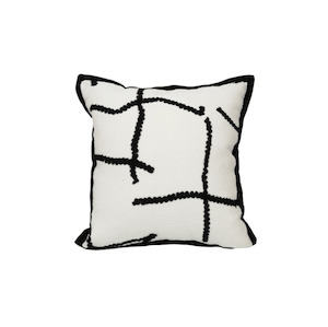 Lina Off-white Wavy Cushion